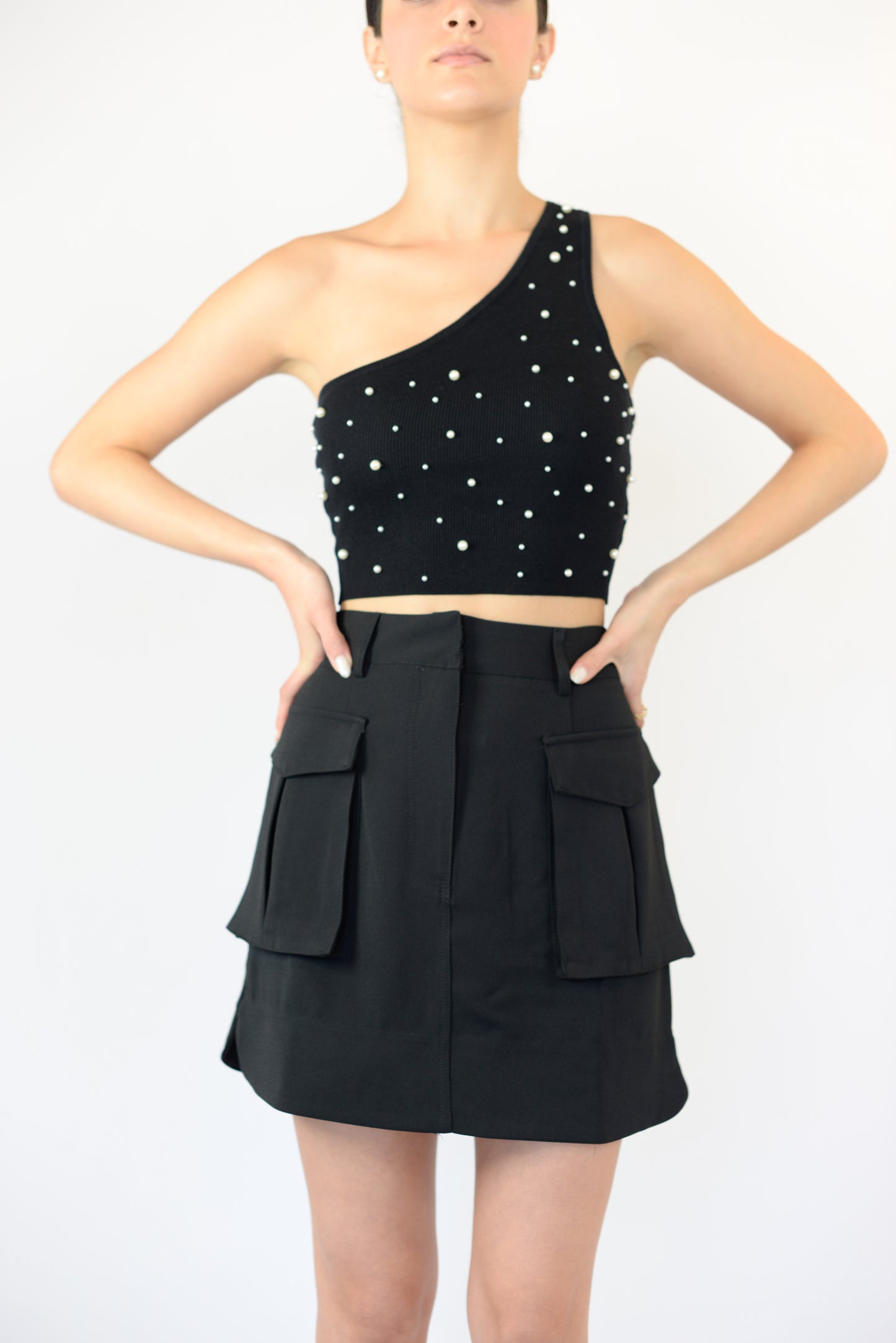 Pearls Black Top