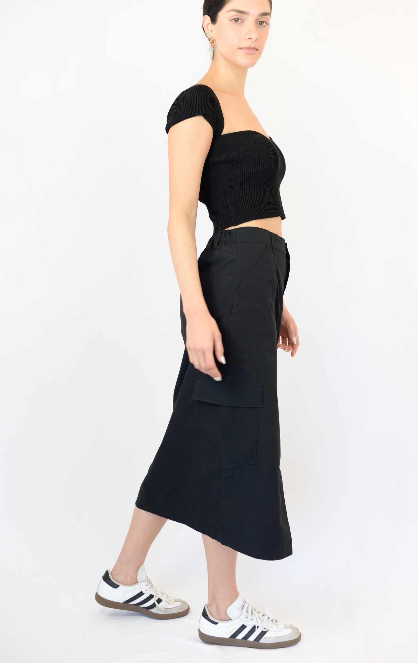 Black Squirt Neck Top