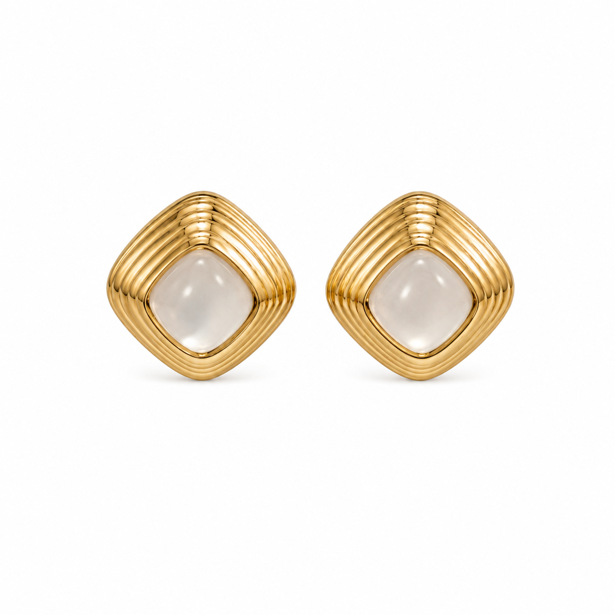 Pearl Gold Stud
